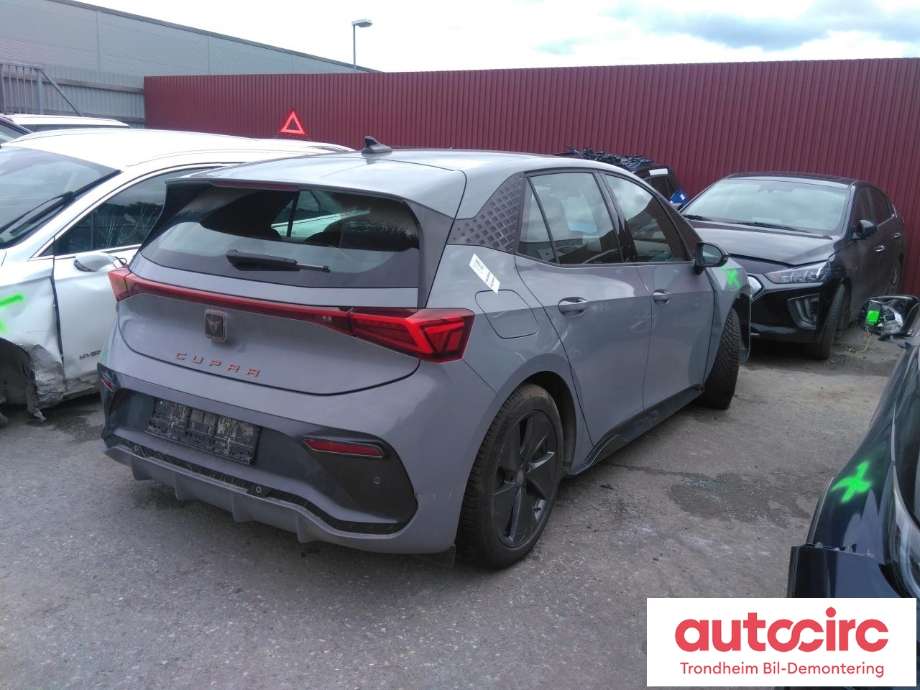 Cupra Born 2022-->> , Motorkode: EBJC, Girkassekode: UYY