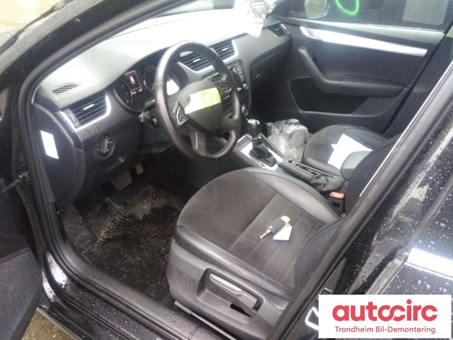 Škoda Octavia 2013-2016 (Type III, Fase 1) , Motorkode: CHPA, Girkassekode: PYU