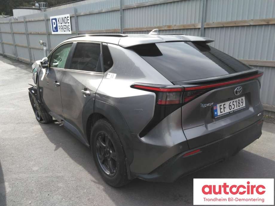 Toyota bZ4X 2022-->> , Motorkode: 1YM, Girkassekode: ....