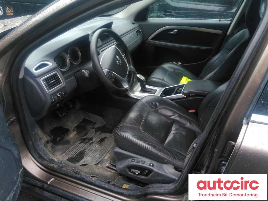 Volvo XC70 2008-2013 (Type II, Fase 1) , Motorkode: D5244T17, Girkassekode: 6-AUT 4WD / TF-80SC AWD