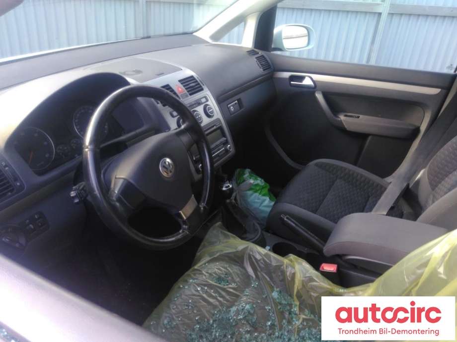VW Touran 2007-2010 (Type I, Fase 2) , Motorkode: BLS, Girkassekode: KXD