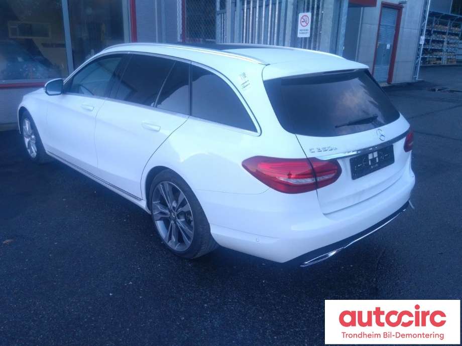 Mercedes C-Klasse 2014-2018 (Fase 1) (W205) (W205), Motorkode: M273.920, Girkassekode: 724295