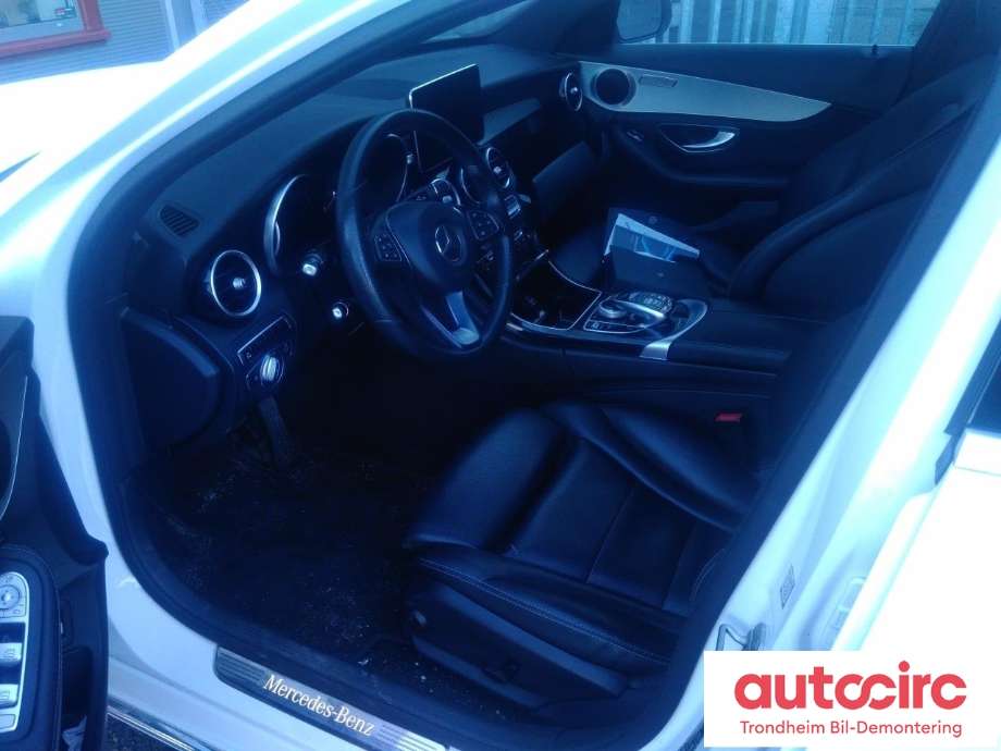 Mercedes C-Klasse 2014-2018 (Fase 1) (W205) (W205), Motorkode: M273.920, Girkassekode: 724295