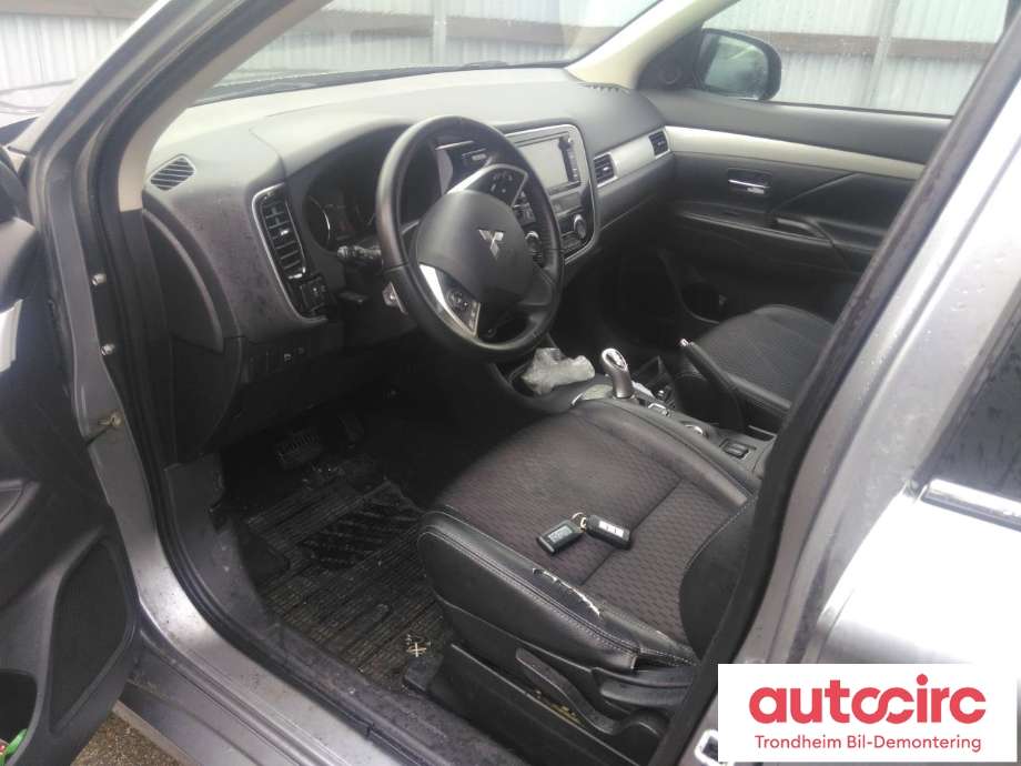 Mitsubishi Outlander 2012-2015 (Type III, Fase 1) , Motorkode: 4B11, Girkassekode: F1EKA-1-A1Z