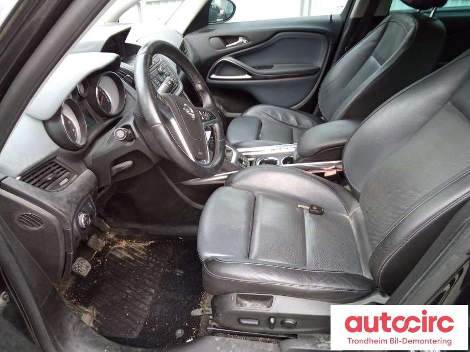 Opel Zafira Tourer 2012-2018 , Motorkode: B16DTH, Girkassekode: MYJ