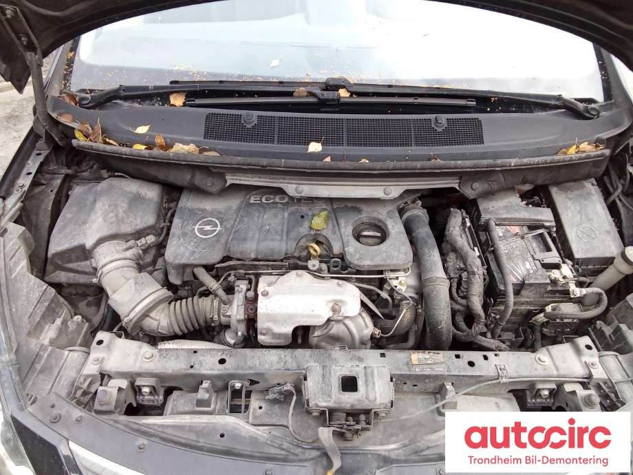 Opel Zafira Tourer 2012-2018 , Motorkode: B16DTH, Girkassekode: MYJ