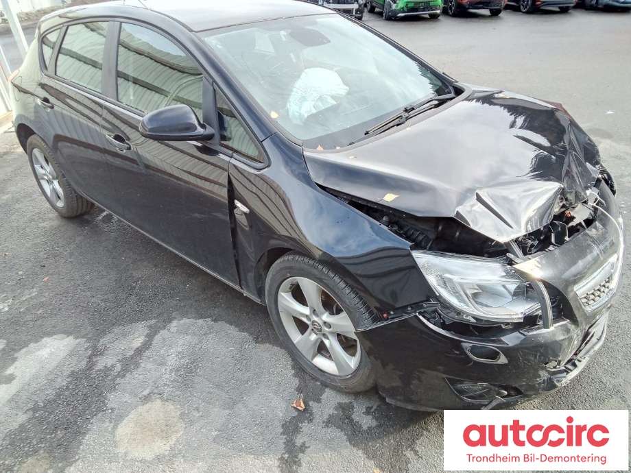 Opel Astra J 2010-2015 , Motorkode: A17DTR, Girkassekode: MZ4