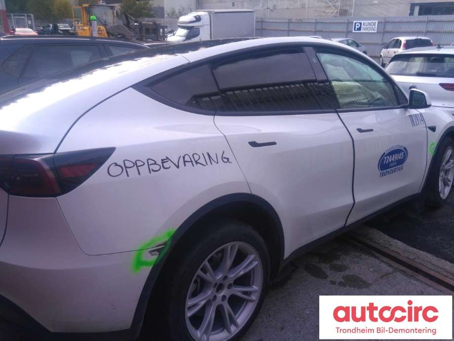 Tesla Model Y 2021-2024 (Type I) , Motorkode: 3D3|3D7, Girkassekode: ...