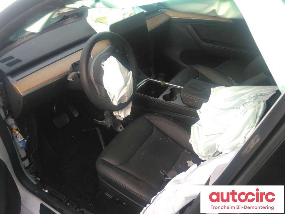 Tesla Model Y 2021-2024 (Type I) , Motorkode: 3D3|3D7, Girkassekode: ...