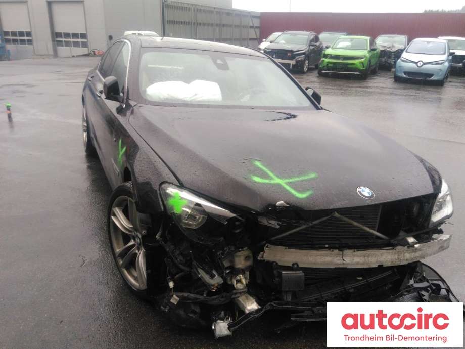 BMW 7-Serie 2009-2015 (F01/F02/F03/F04) (F01/F02/F03/F04), Motorkode: N57-D30A, Girkassekode: GA8HP70Z