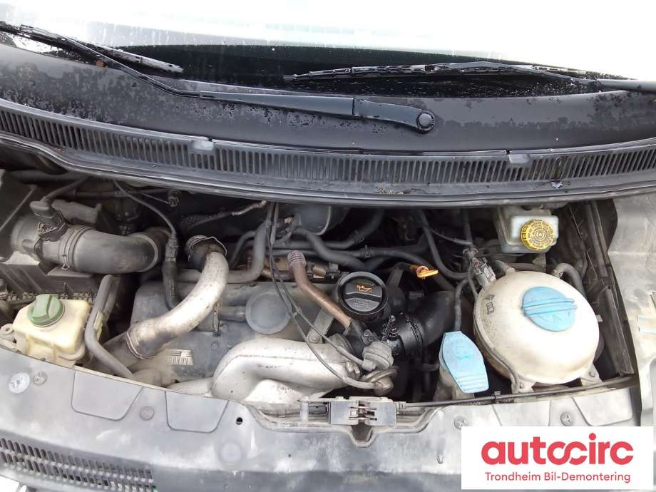 VW Transporter / Caravelle 2003-2009 (Fase 1) (T5) (T5), Motorkode: AXD, Girkassekode: HNC