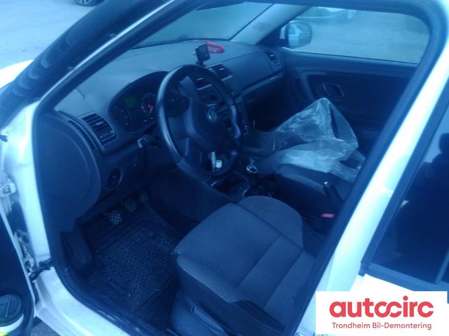 Škoda Fabia 2010-2014 (Type II, Fase 2) , Motorkode: CBZA, Girkassekode: MFX