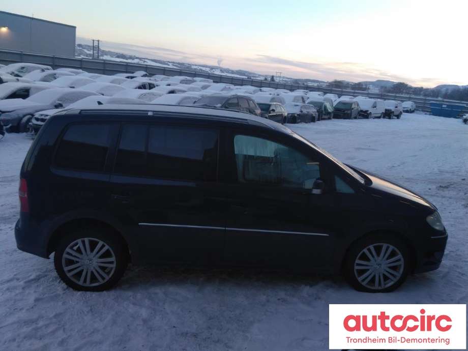 VW Touran 2007-2010 (Type I, Fase 2) , Motorkode: BLS, Girkassekode: JYK
