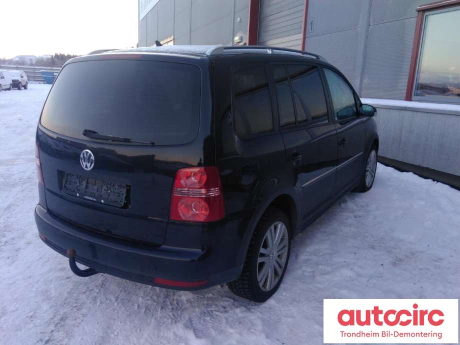 VW Touran 2007-2010 (Type I, Fase 2) , Motorkode: BLS, Girkassekode: JYK