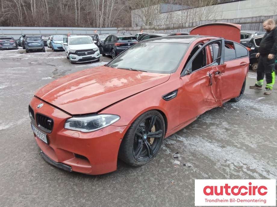 BMW M5 2011-2017 (F10) (F10), Motorkode: S63-B44B, Girkassekode: GS7D36BG