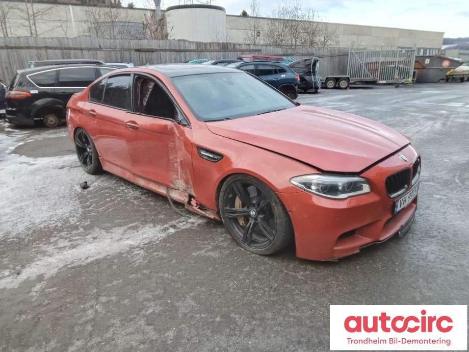 BMW M5 2011-2017 (F10) (F10), Motorkode: S63-B44B, Girkassekode: GS7D36BG