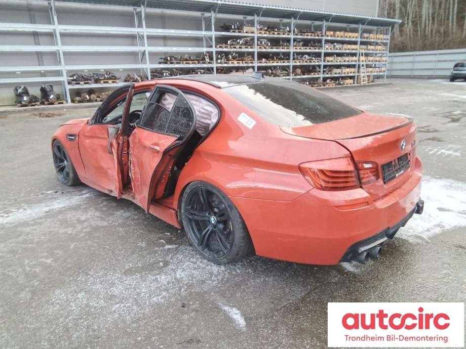 BMW M5 2011-2017 (F10) (F10), Motorkode: S63-B44B, Girkassekode: GS7D36BG