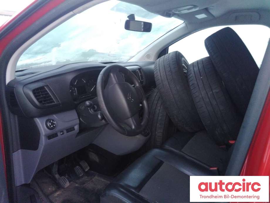 Citroën Jumpy 2016-->> (Type III) , Motorkode: AHK, Girkassekode: STT