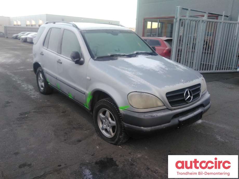 Mercedes ML 1997-2005 (W163) (W163), Motorkode: OM612.963, Girkassekode: 716644