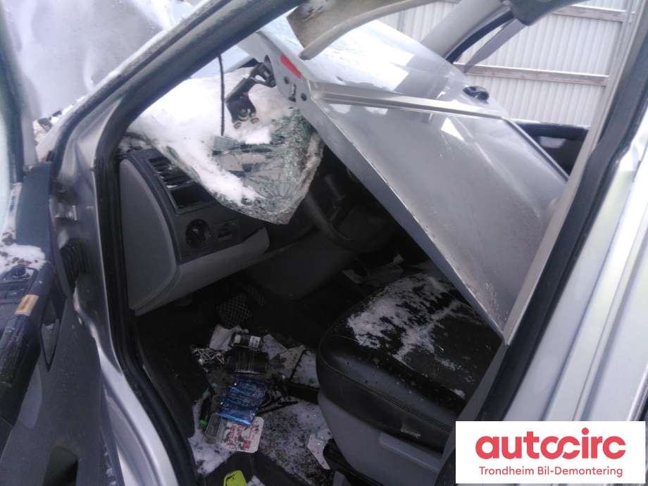 VW Transporter / Caravelle 2003-2009 (Fase 1) (T5) (T5), Motorkode: BPC, Girkassekode: JUM