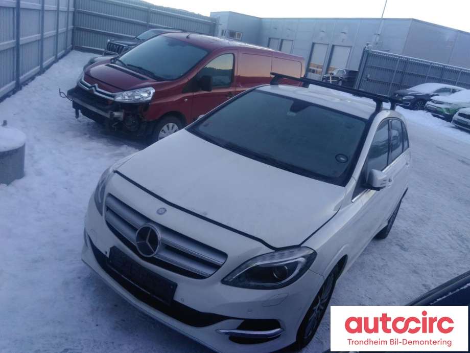 Mercedes B-Klasse, electric drive 2014-2018 (W242) (W242), Motorkode: EM0004, Girkassekode: A 242 340 34 01