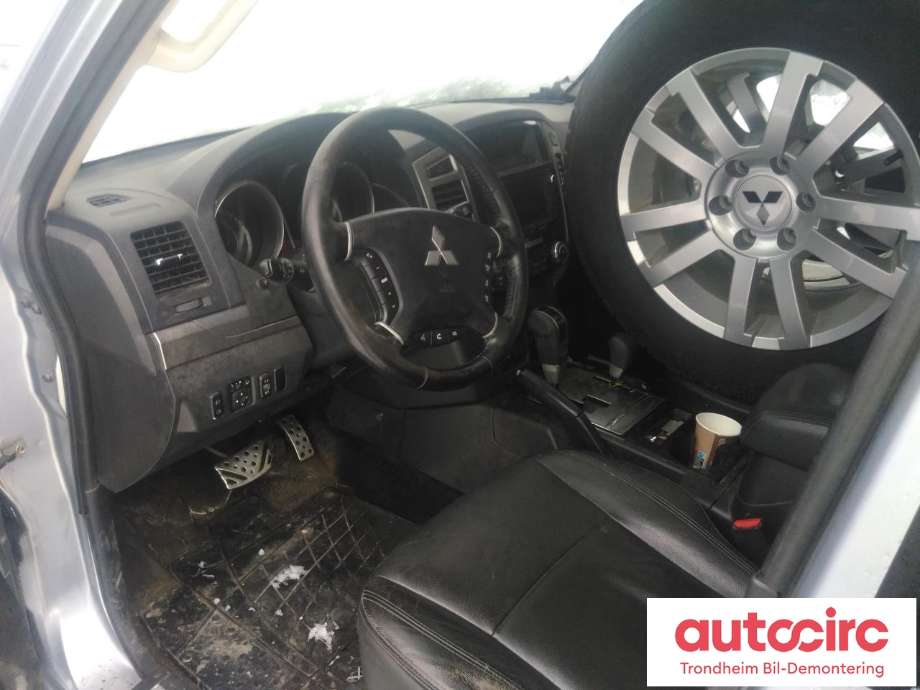 Mitsubishi Pajero 2007-2016 (Type IV, Fase 1) , Motorkode: 4M41, Girkassekode: 2700A130