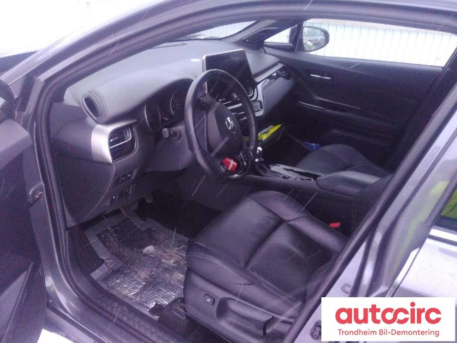 Toyota C-HR 2016-->> , Motorkode: 2ZR-FXE, Girkassekode: 3090047110