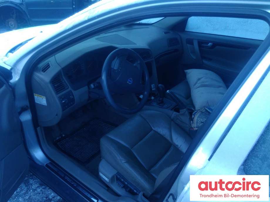 Volvo V70 2000-2004 (Type II, Fase 1) , Motorkode: D5244T, Girkassekode: 