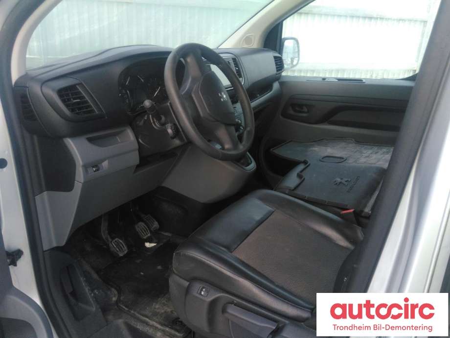 Peugeot Expert 2016-->> (Type III) , Motorkode: AHK, Girkassekode: 98 195 856 80