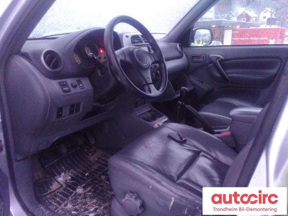 Toyota RAV4 2000-2006 (Type II) , Motorkode: , Girkassekode: 
