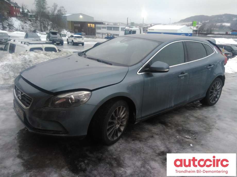 Volvo V40 2012-2019 , Motorkode: D5204T4, Girkassekode: 6-AUT 2WD / TF-80SD