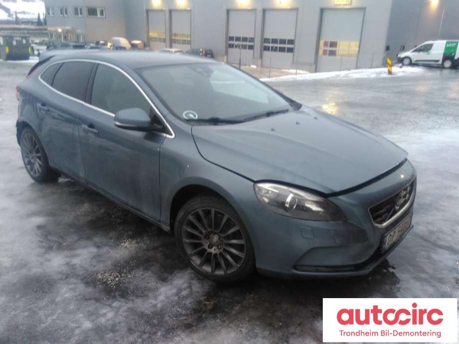 Volvo V40 2012-2019 , Motorkode: D5204T4, Girkassekode: 6-AUT 2WD / TF-80SD
