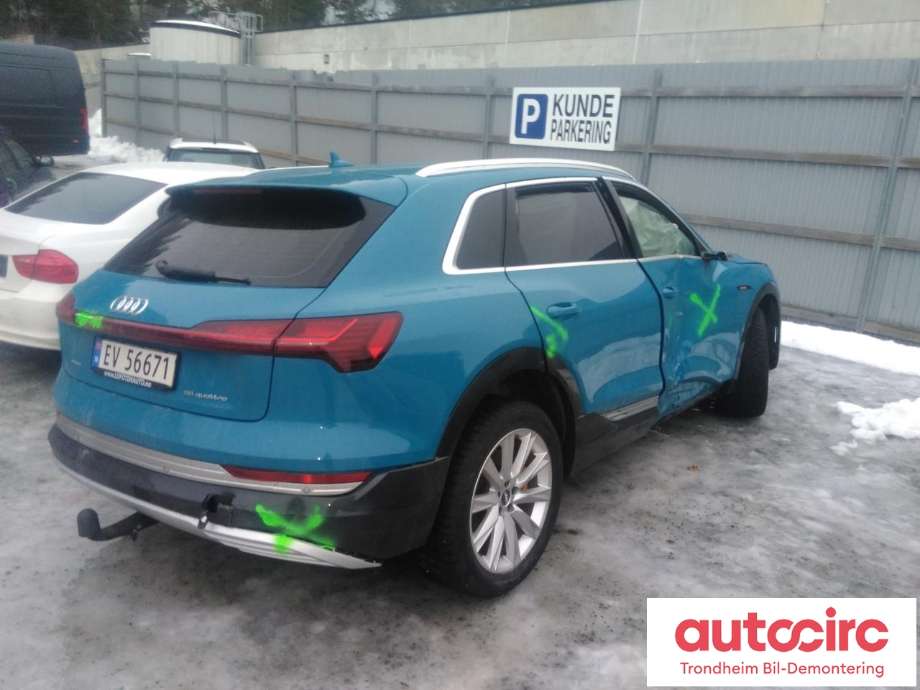 Audi e-tron 2018-->> , Motorkode: BM1J, Girkassekode: ...