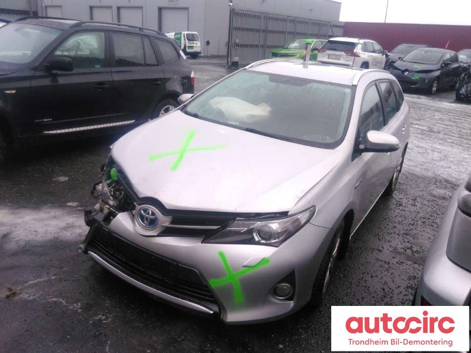 Toyota Auris 2013-2015 (Type II, Fase 1) , Motorkode: 2ZR-FXE, Girkassekode: 3090047063