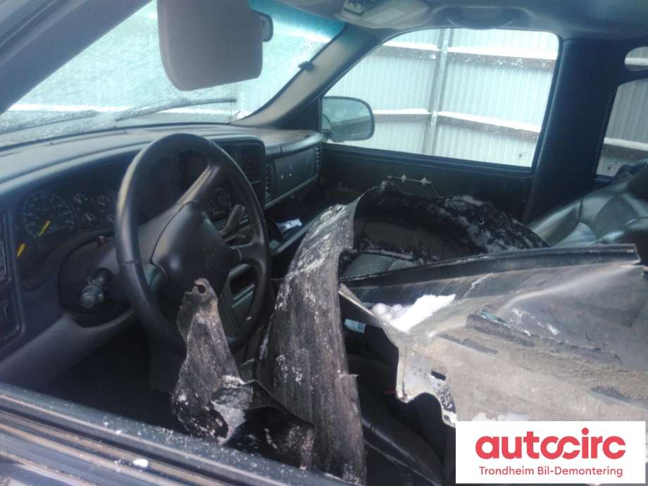 Chevrolet Suburban 2002-2006 , Motorkode: , Girkassekode: 