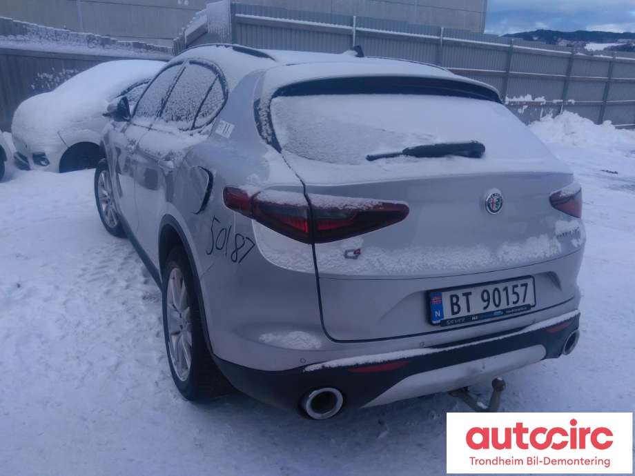 Alfa Romeo Stelvio 2017-->> , Motorkode: 55271838, Girkassekode: 55284644