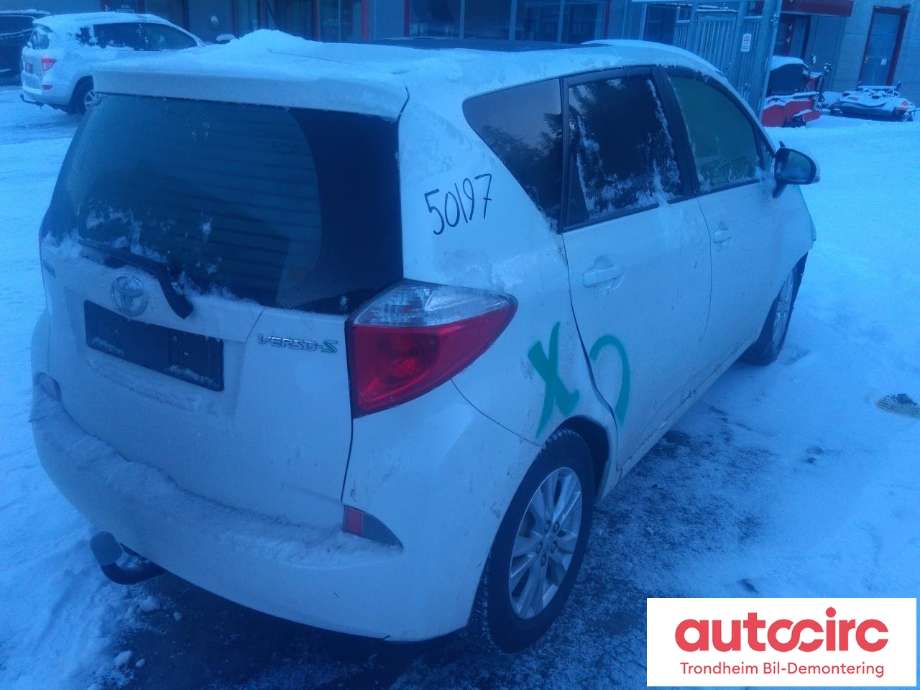 Toyota Verso-S 2011-2015 (COMBI) (COMBI), Motorkode: 1NR-FE, Girkassekode: 3040052231