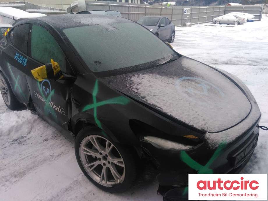 Tesla Model Y 2021-2024 (Type I) , Motorkode: 3D3|4D1, Girkassekode: ..