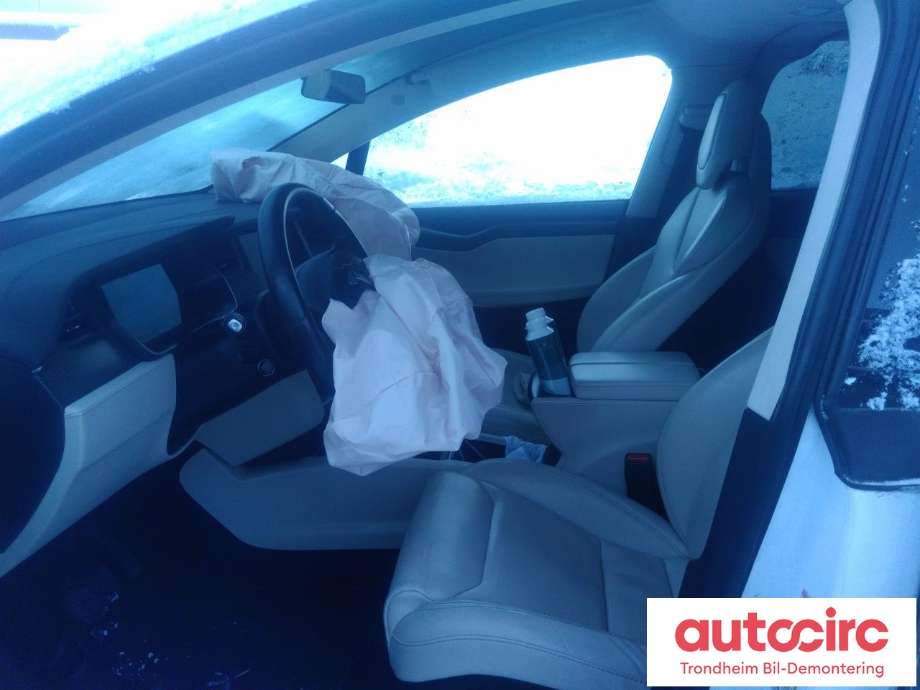 Tesla Model X 2016-->> , Motorkode: L2S|L2S, Girkassekode: TRINNLØS