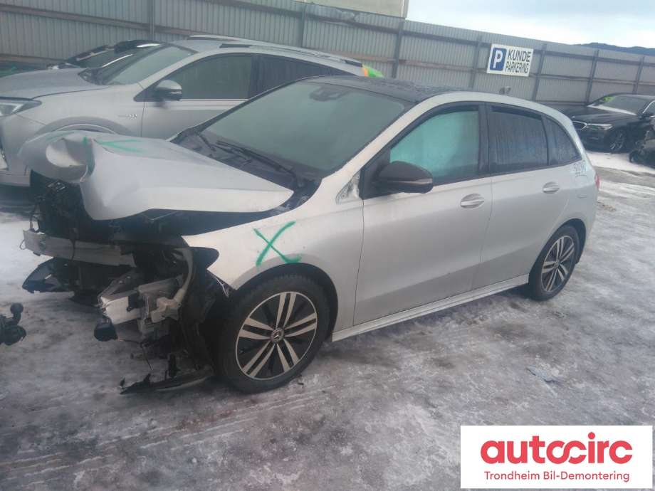 Mercedes B-Klasse 2019-->> (W247) (W247), Motorkode: M282.914, Girkassekode: 7004213