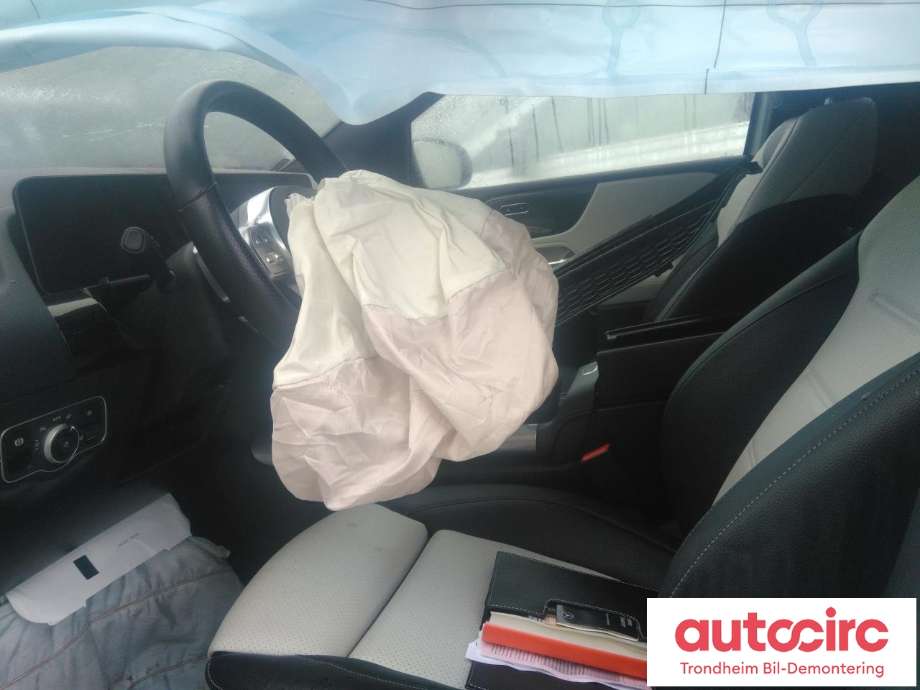 Mercedes B-Klasse 2019-->> (W247) (W247), Motorkode: M282.914, Girkassekode: 7004213