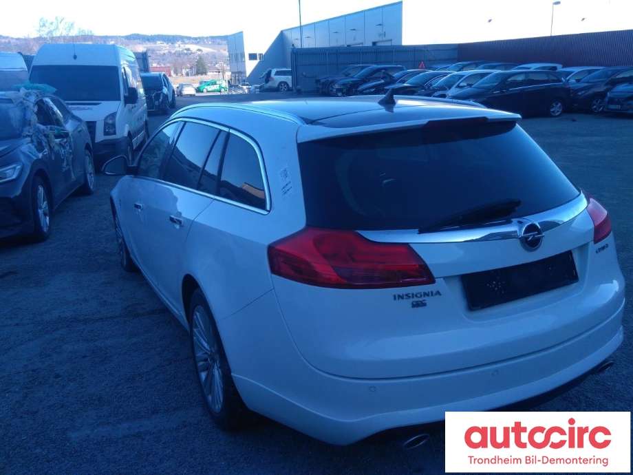 Opel Insignia A 2009-2014 , Motorkode: A20DTH, Girkassekode: MDK