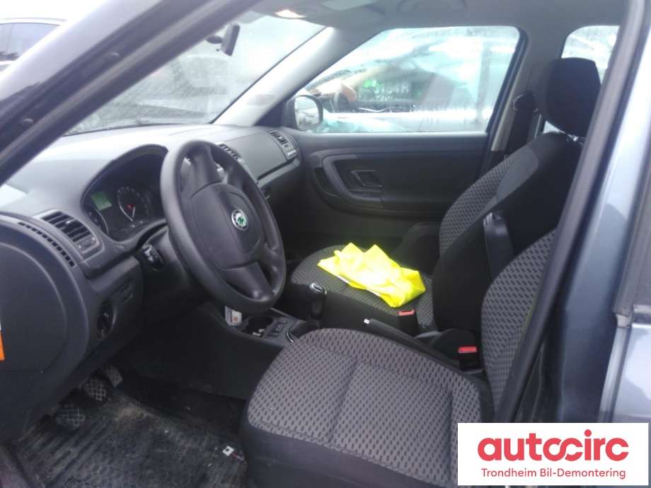 Škoda Fabia 2010-2014 (Type II, Fase 2) , Motorkode: CFWA, Girkassekode: MZN