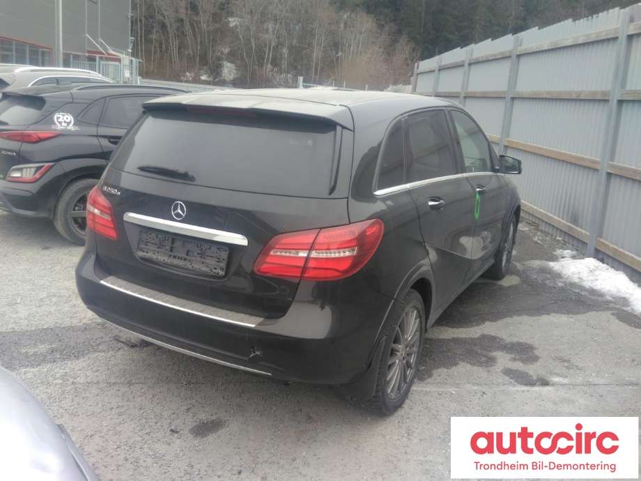 Mercedes B-Klasse, electric drive 2014-2018 (W242) (W242), Motorkode: EM0004, Girkassekode: 