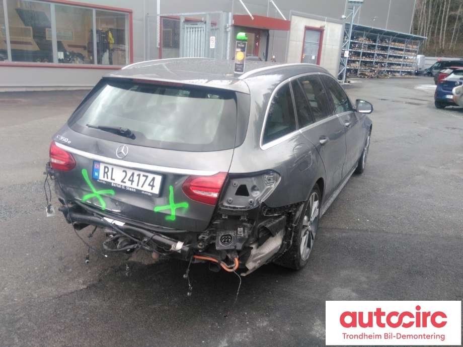 Mercedes C-Klasse 2014-2018 (Fase 1) (W205) (W205), Motorkode: M274.920, Girkassekode: 724295