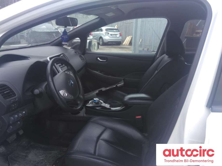 Nissan Leaf 2011-2017 (Type I) , Motorkode: EM57, Girkassekode: 320103NF5B