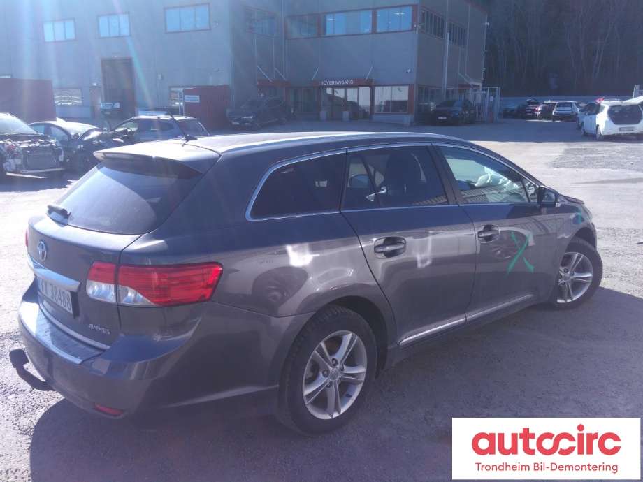 Toyota Avensis 2009-2015 (Type III, Fase 1) , Motorkode: 1AD-FTV, Girkassekode: 3030020A20