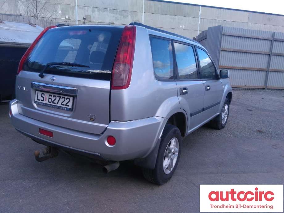 Nissan X-Trail 2002-2007 (T30) (T30), Motorkode: M9R, Girkassekode: 32010JG76E