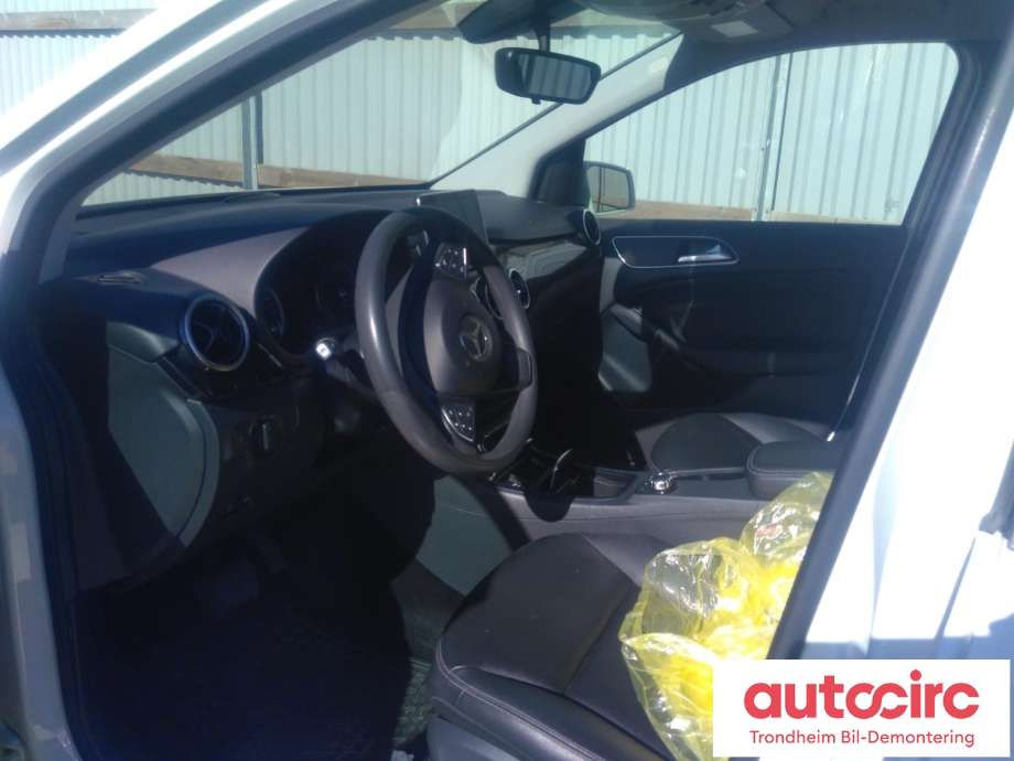 Mercedes B-Klasse, electric drive 2014-2018 (W242) (W242), Motorkode: EM0004, Girkassekode: 78099011507904