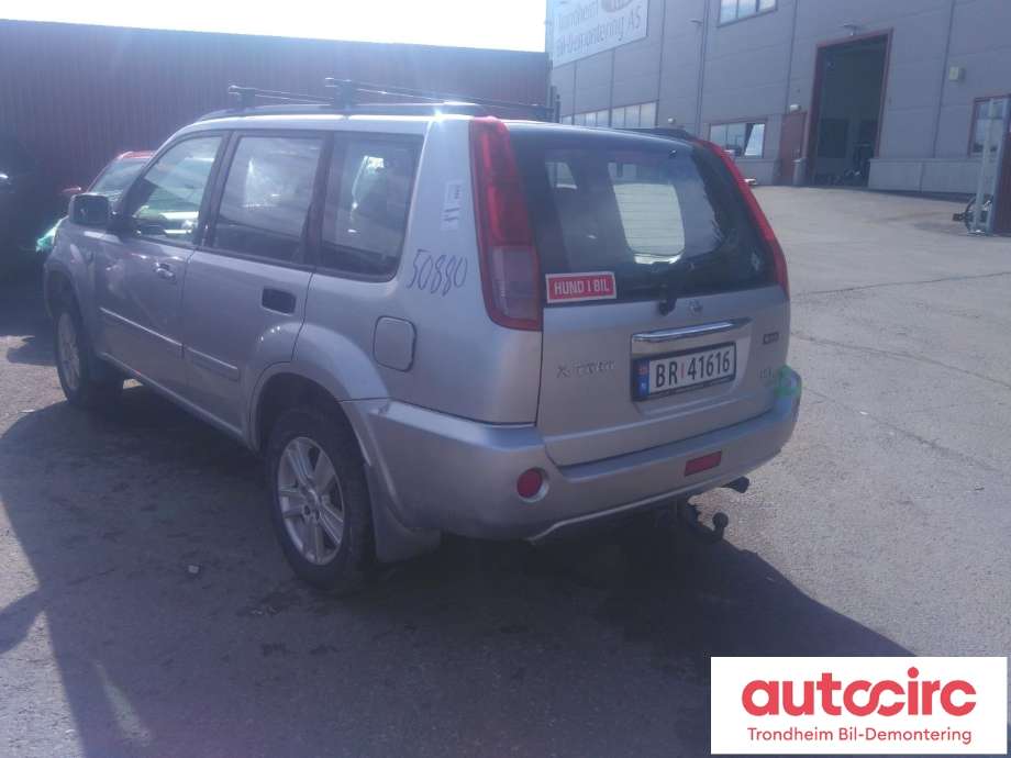 Nissan X-Trail 2002-2007 (T30) (T30), Motorkode: YD22, Girkassekode: 32010EQ06C